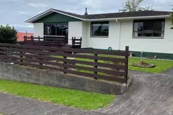 104 Riversdale Drive, Merrilands