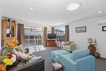 2/36 Niven Street, Avondale