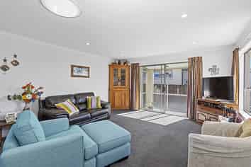 2/36 Niven Street, Avondale