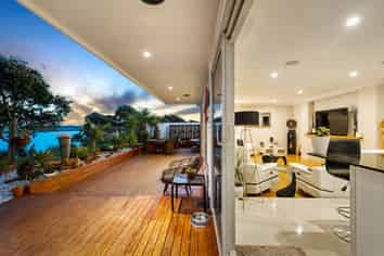 51 Hawaiian Parade, Arkles Bay