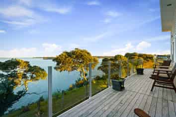 51 Hawaiian Parade, Arkles Bay