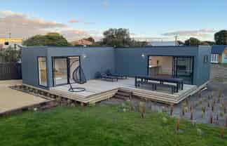 23 Tasman Rd, Otaki Beach