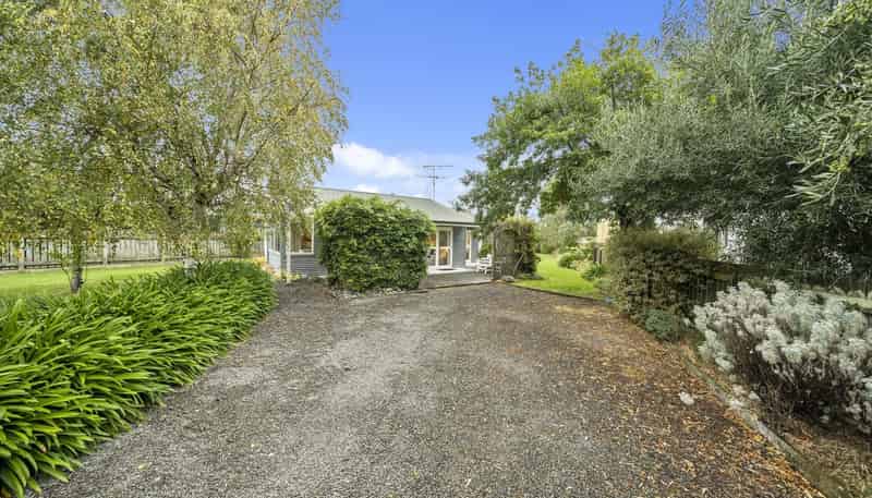 8 Malcolm Street, Martinborough