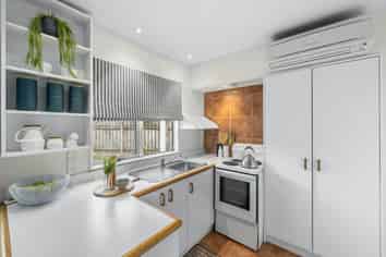 8 Malcolm Street, Martinborough