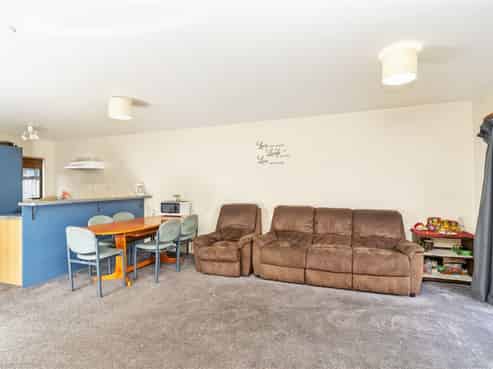 2/1 Paterson Street, Frankton