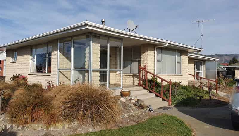 9 Bond Street, Waimate