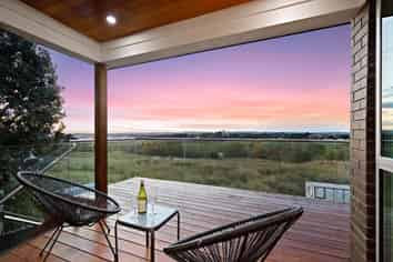 26a Hobsonville Road, West Harbour