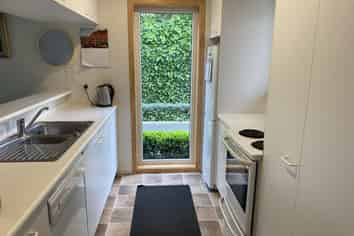 9b Fulton Avenue, Merivale