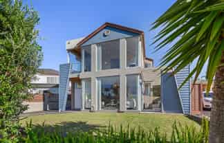 10 Lupetti Rise, West Harbour