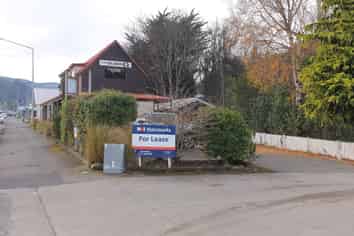 Standalone Office Unit + Car Parking
