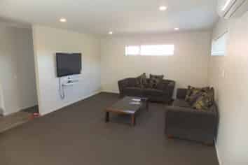 5 - 76A  Peer Street, Ilam