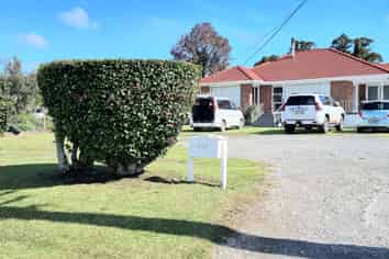 502 Don Buck Road, Massey