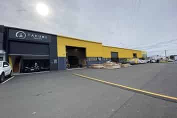 Mt Wellington Landmark For Lease