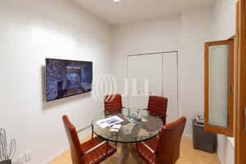 Petite Ponsonby Office!