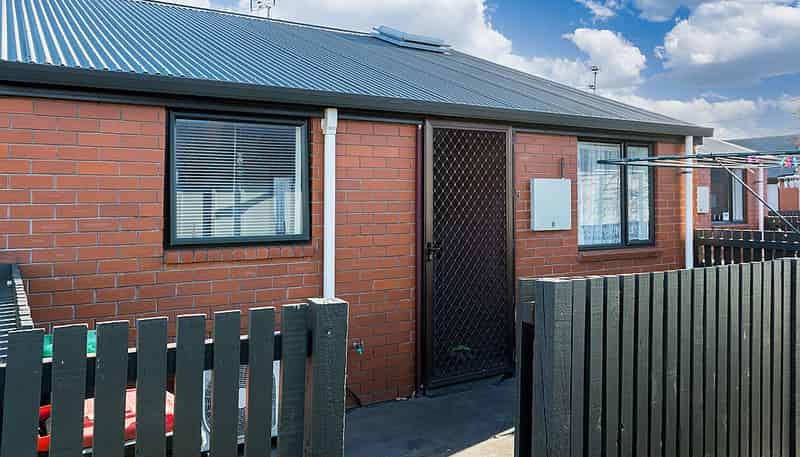 5/214 Breezes Road, Aranui