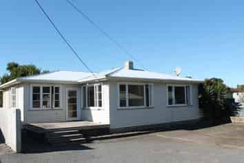 206 Ngamotu Road, Spotswood