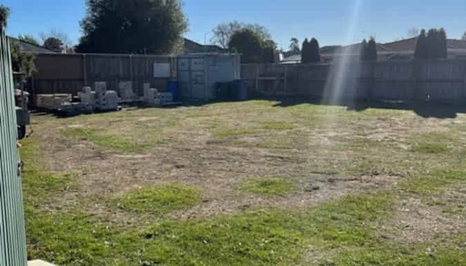 28 Russley Road, Russley