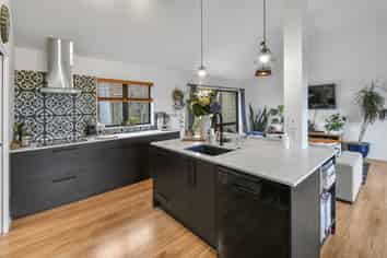 1 Amarillo Place, Alfriston