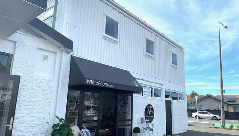 1027 Colombo Street, Saint Albans