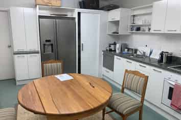 Modern, Mix of Warehouse/Office on Porana Rd