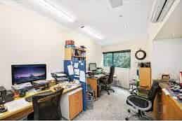 Modern, Mix of Warehouse/Office on Porana Rd