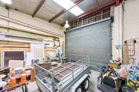 Modern, Mix of Warehouse/Office on Porana Rd