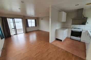 a/1 Bristol Rd, Mount Roskill