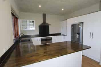 43 South Road, Blagdon