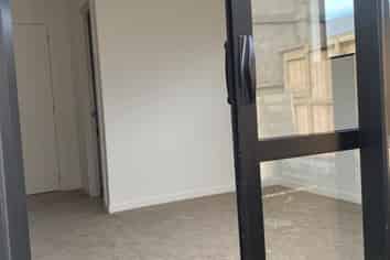 36 Johns Creek Cresecent, Silverdale