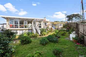 42 Hillcrest Road, Papatoetoe