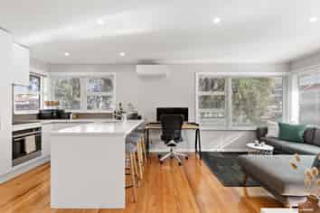 1/143 Point Chevalier Road, Point Chevalier