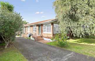 1/143 Point Chevalier Road, Point Chevalier