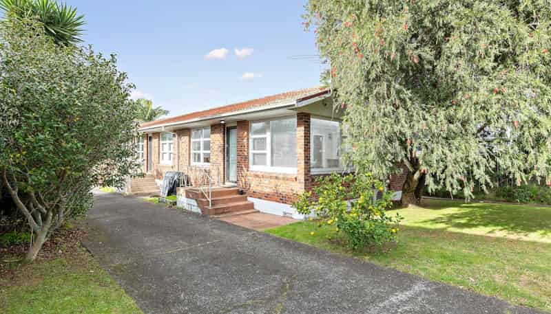 1/143 Point Chevalier Road, Point Chevalier