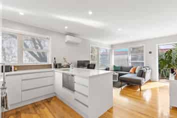 1/143 Point Chevalier Road, Point Chevalier