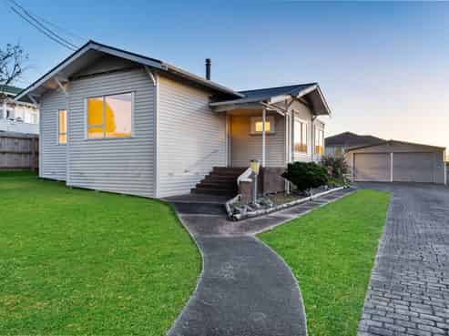 27 Blockhouse Bay Road, Avondale