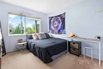 8 Jean Place, Stanmore Bay