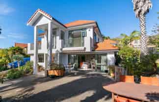 9 Voyager Drive, Gulf Harbour