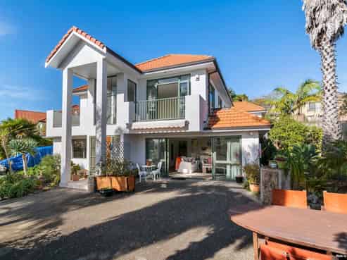 9 Voyager Drive, Gulf Harbour