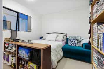 C315/176 Broadway, Newmarket