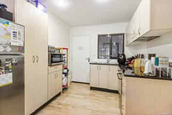 C315/176 Broadway, Newmarket