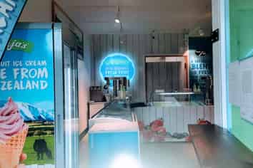 STRATEGIC FOOD RETAIL