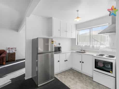 2/36 Leighton Avenue, Waiwhetu