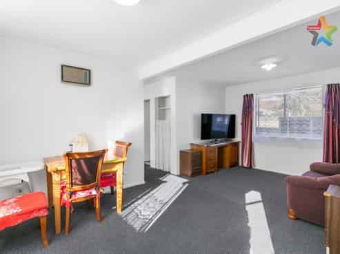 2/36 Leighton Avenue, Waiwhetu