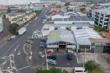 Refurbished & Immaculate in Onehunga - 362sqm