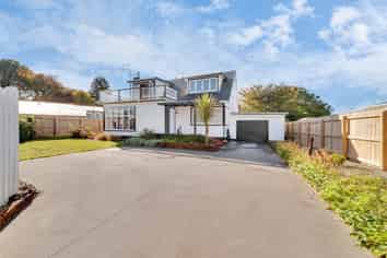 6 Brecon Road, Stratford