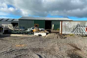 Waiwhakaiho Workshop & large yard