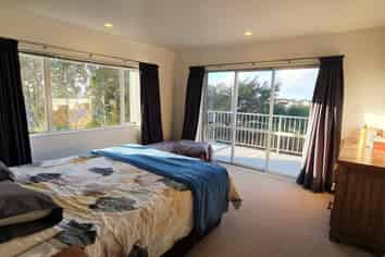 21 Springwater Vale, Unsworth Heights