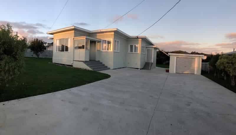 10 Alamein Ave, Onerahi