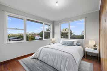 10 Totaravale Drive, Totara Vale