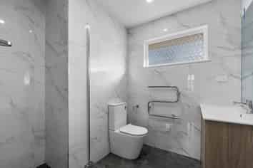 10 Totaravale Drive, Totara Vale